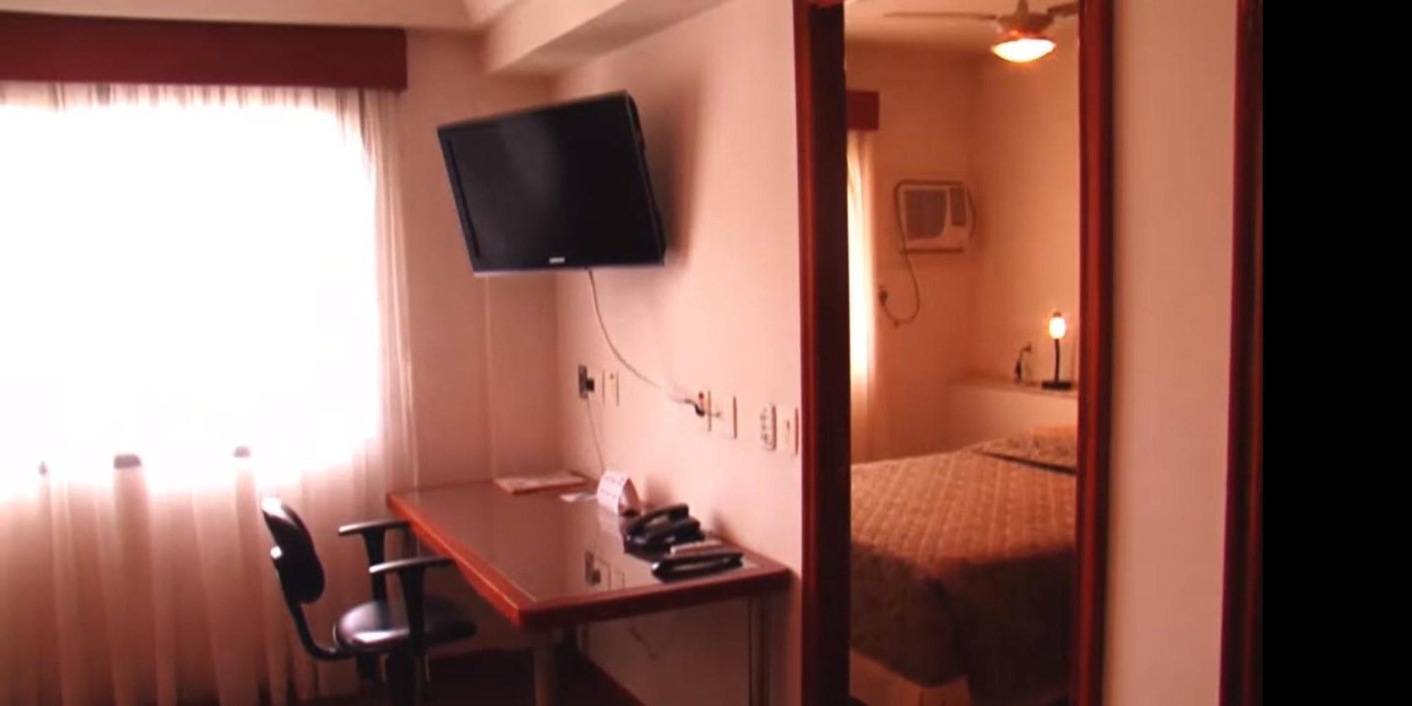 Collins Trade Hotel Porto Alegre Zewnętrze zdjęcie