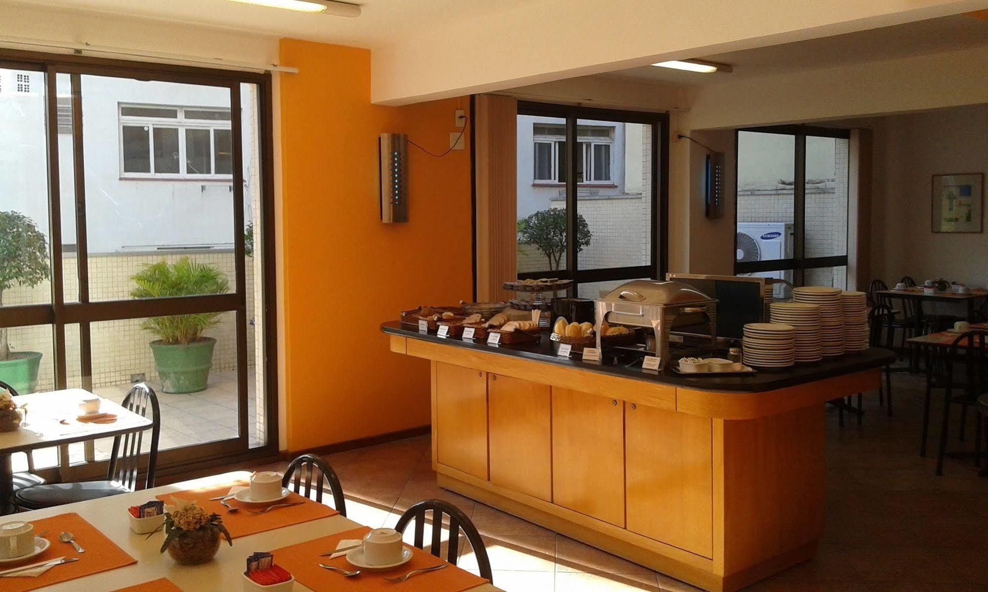 Collins Trade Hotel Porto Alegre Zewnętrze zdjęcie